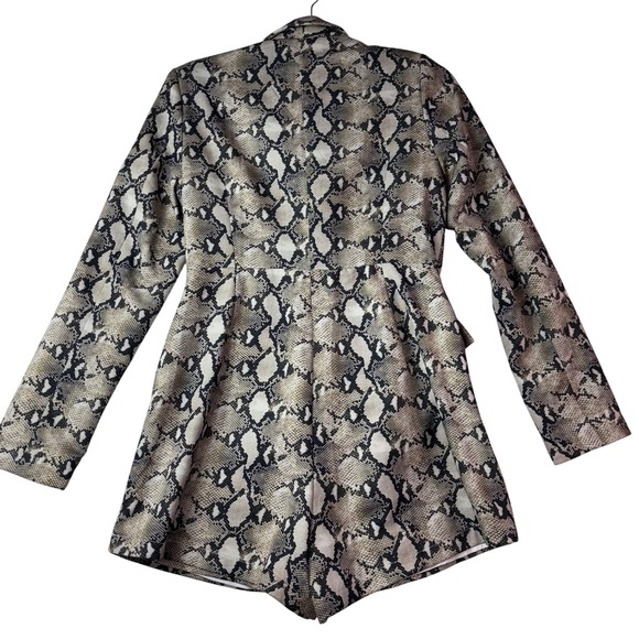 BLITHE Blazer Mini Dress Built In Shorts Suit Jacket Snake Neutral Size Medium - Picture 3 of 14